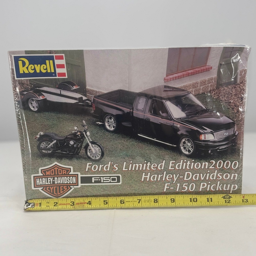 Revell 2000 Harley-Davidson Ford F-150 Pickup Model Kit 1:25 Scale 85-7685 NIB - Picture 9 of 10